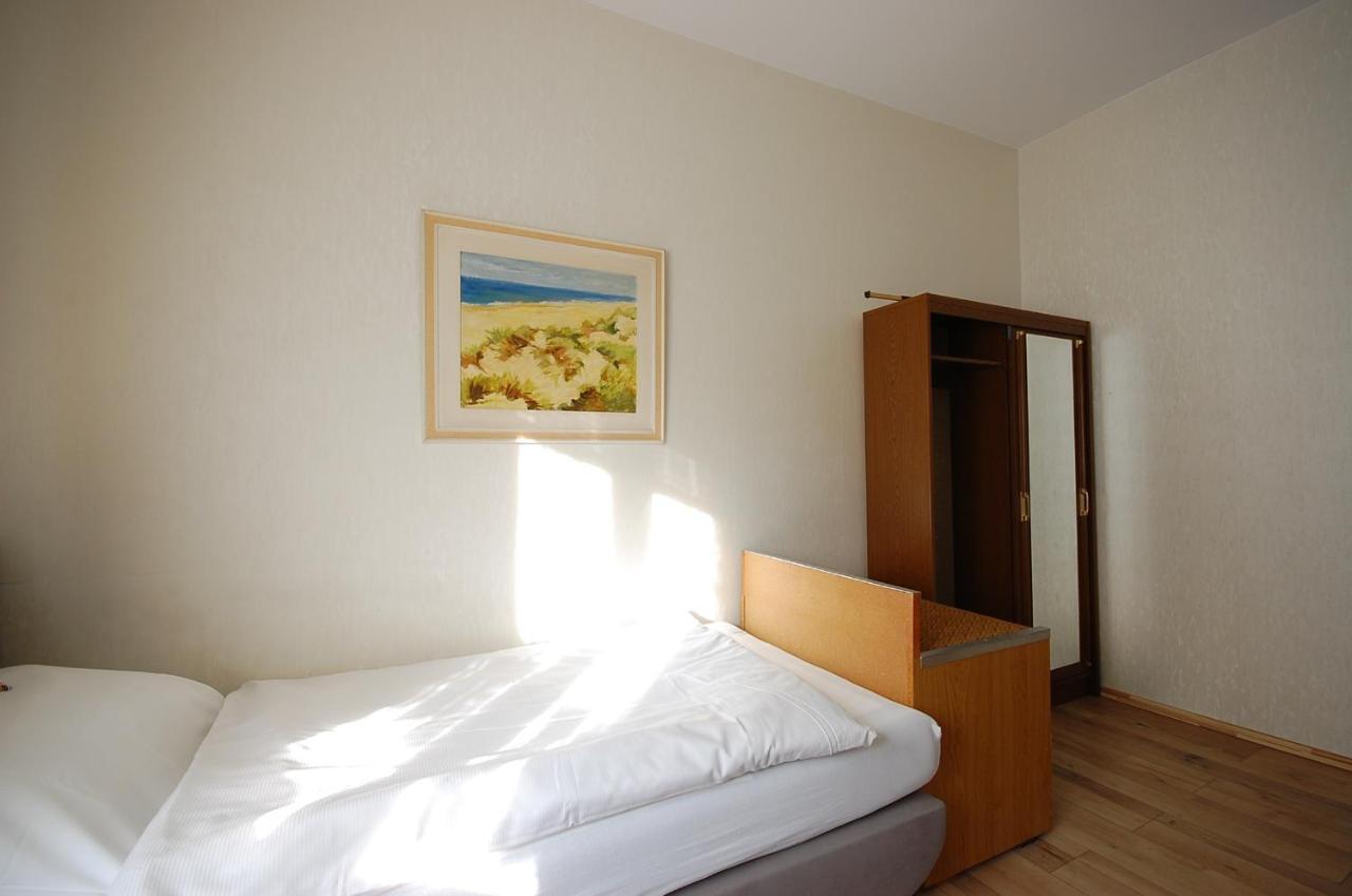 Hotel Haus Isenburg Neu-Isenburg Ngoại thất bức ảnh