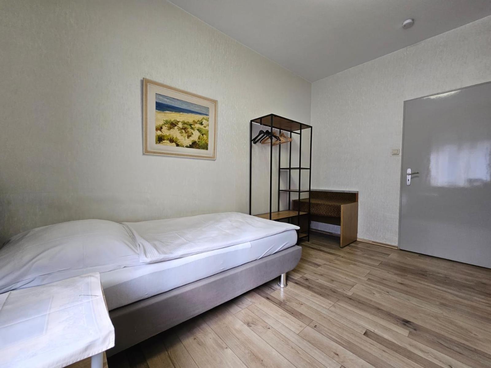 Hotel Haus Isenburg Neu-Isenburg Ngoại thất bức ảnh