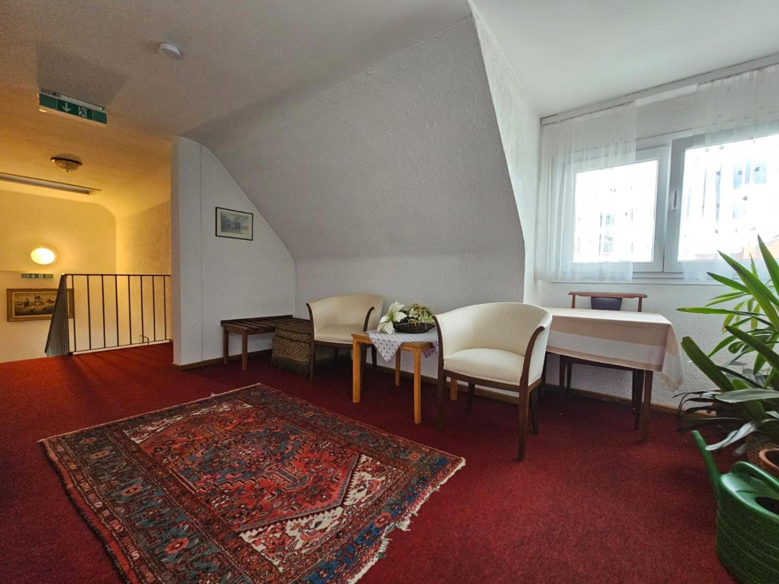 Hotel Haus Isenburg Neu-Isenburg Ngoại thất bức ảnh
